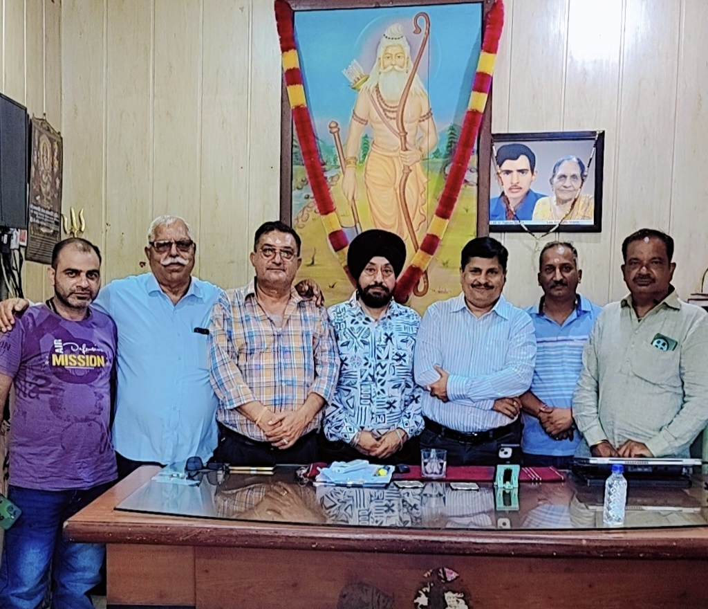 passport-size-photo-left