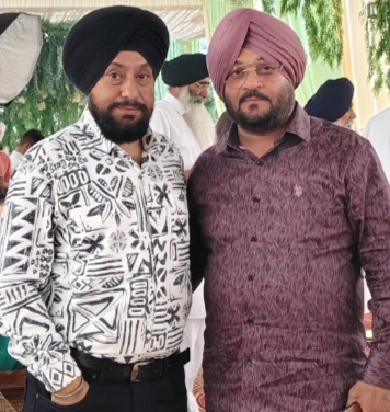 passport-size-photo-left